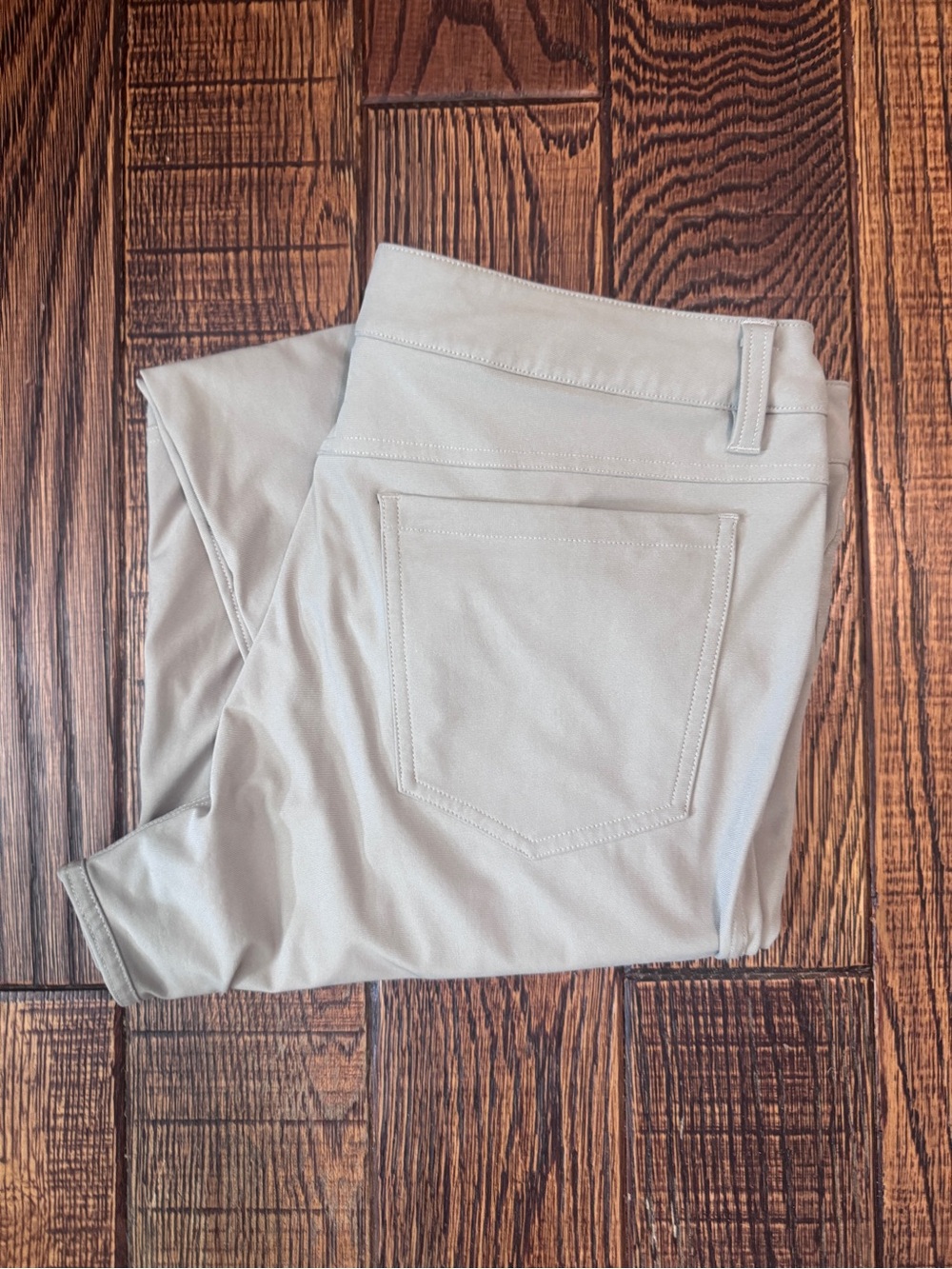 Lululemon men’s light khaki colored  Stretch Ponte Pants
